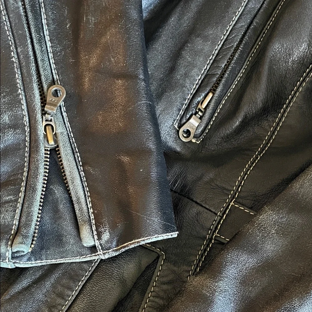 S-M.  Black Genuine Leather Women’s  Jacket - Picture 6 of 13